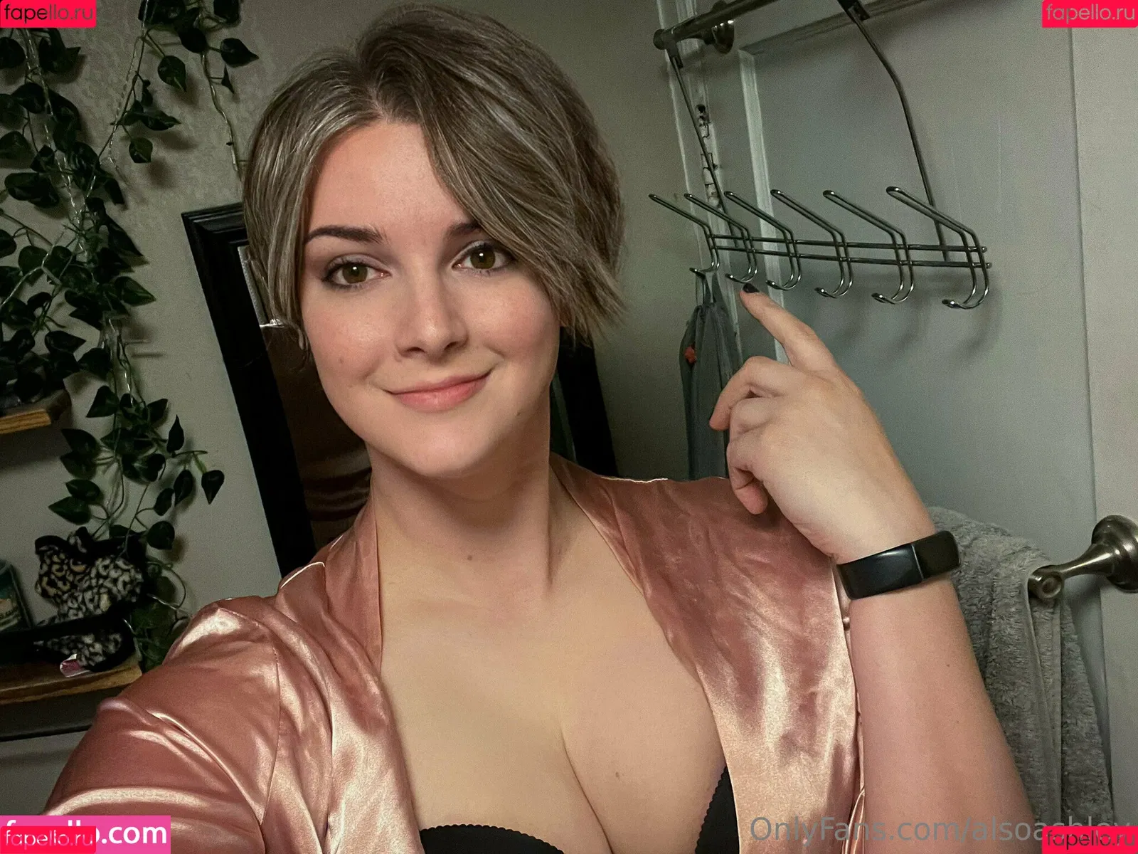 AlsoAshley / Ashley Barron / alsoashleyb / https: Onlyfans Photo Gallery 
