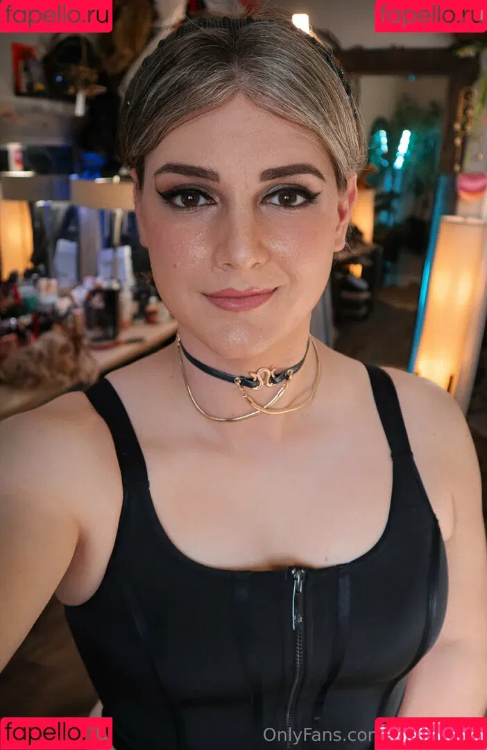 AlsoAshley / Ashley Barron / alsoashleyb / https: Onlyfans Photo Gallery 