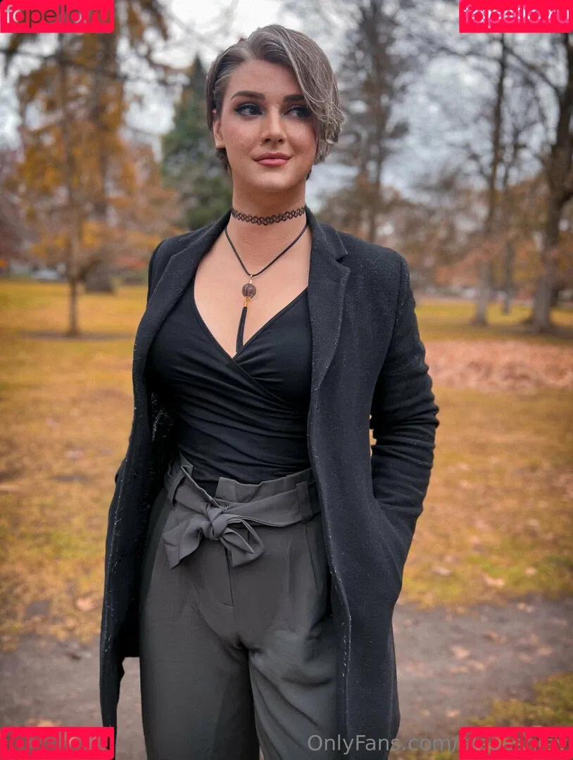 AlsoAshley / Ashley Barron / alsoashleyb / https: Onlyfans Photo Gallery 
