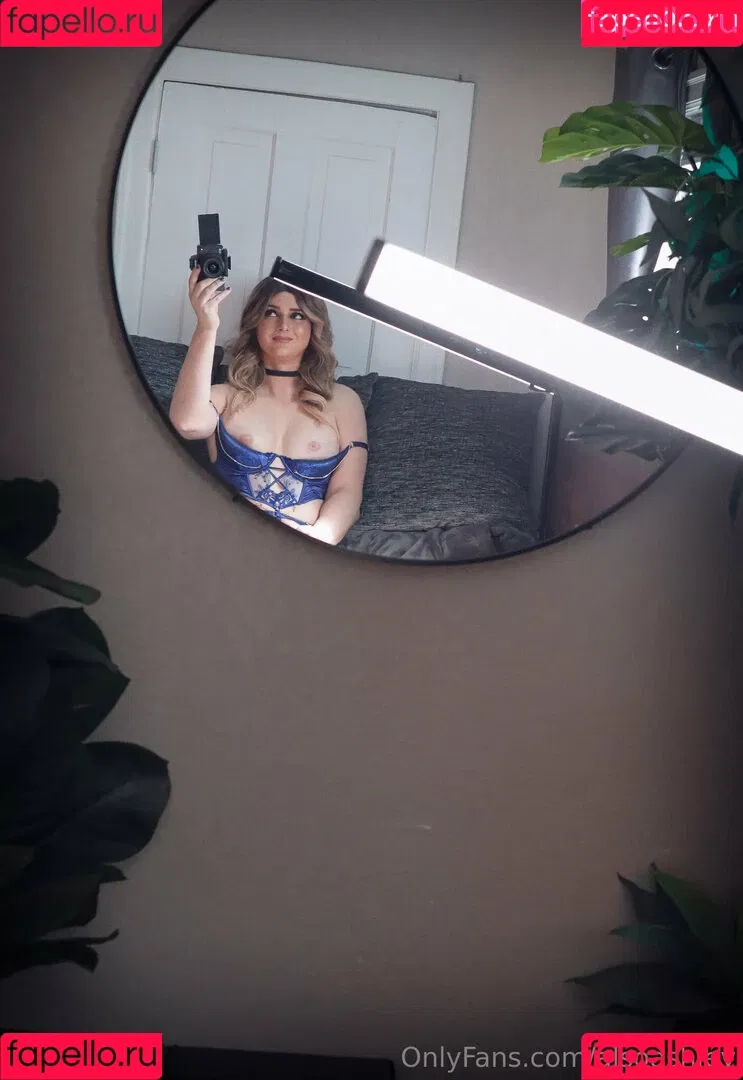 AlsoAshley / Ashley Barron / alsoashleyb / https: Onlyfans Photo Gallery 
