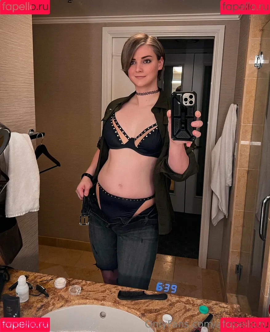 AlsoAshley / Ashley Barron / alsoashleyb / https: Onlyfans Photo Gallery 