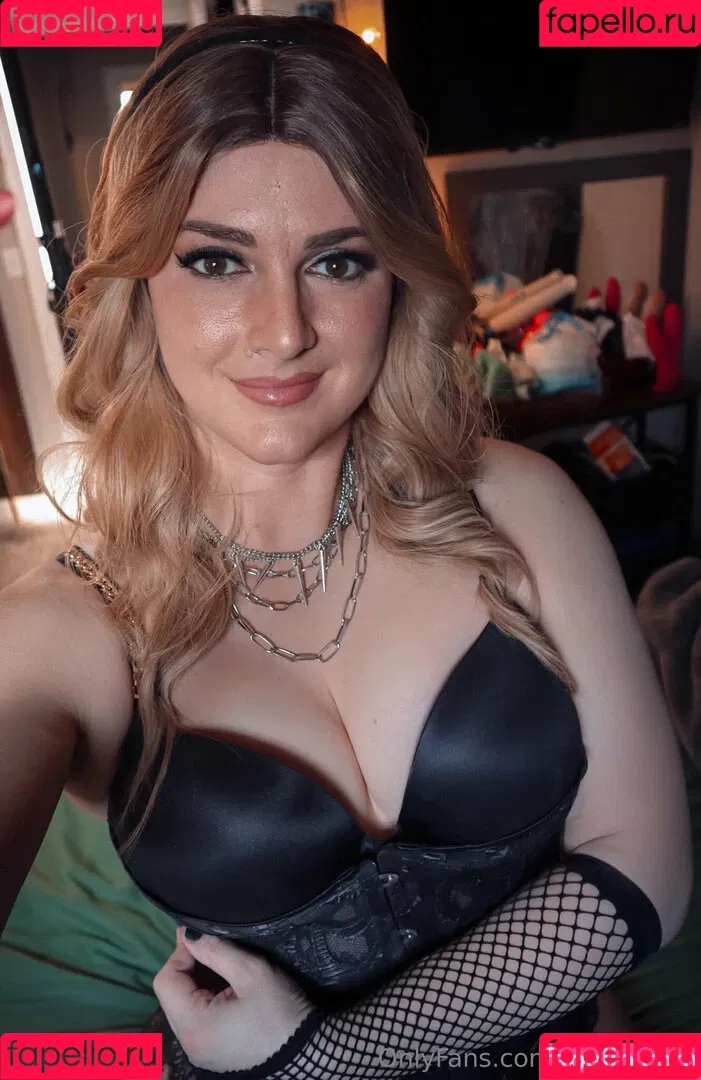 AlsoAshley / Ashley Barron / alsoashleyb / https: Onlyfans Photo Gallery 