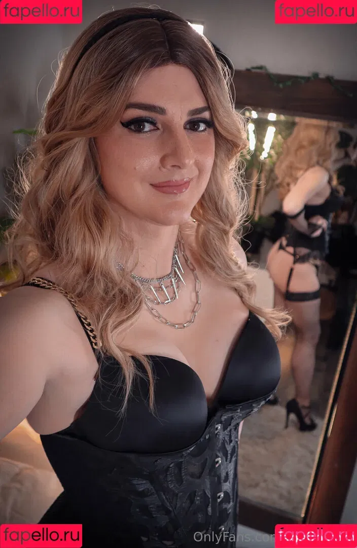 AlsoAshley / Ashley Barron / alsoashleyb / https: Onlyfans Photo Gallery 