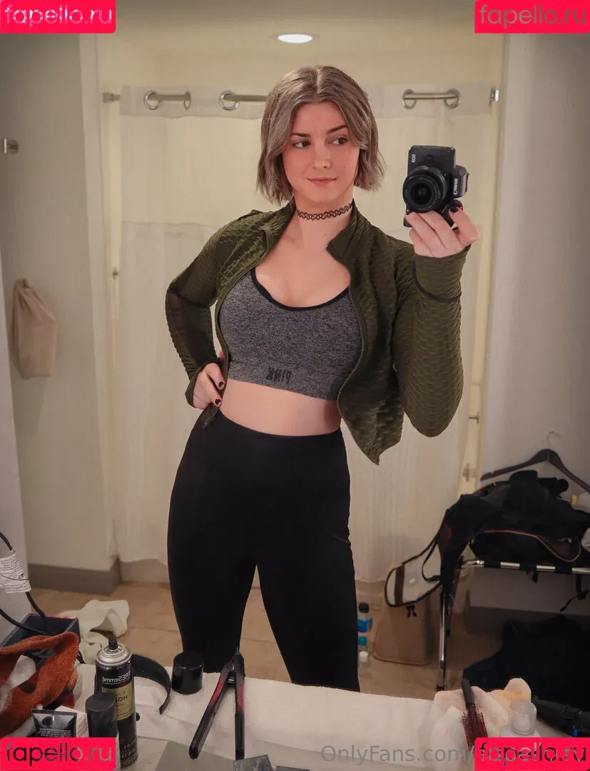 AlsoAshley / Ashley Barron / alsoashleyb / https: Onlyfans Photo Gallery 