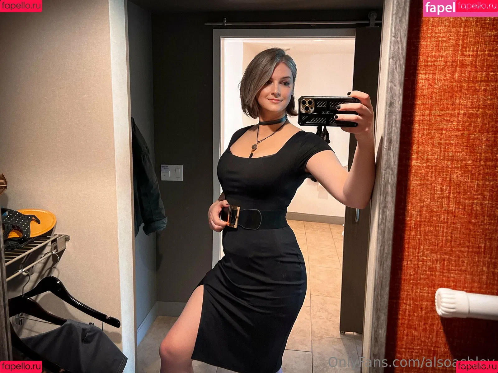 AlsoAshley / Ashley Barron / alsoashleyb / https: Onlyfans Photo Gallery 