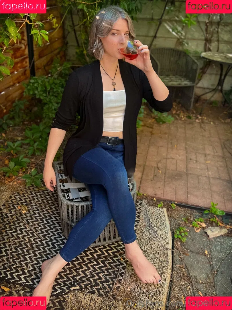 AlsoAshley / Ashley Barron / alsoashleyb / https: Onlyfans Photo Gallery 