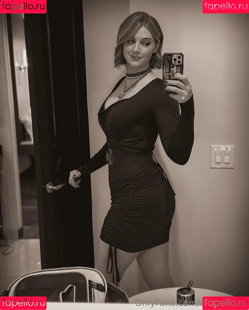 AlsoAshley / Ashley Barron / alsoashleyb / https: Onlyfans Photo Gallery 