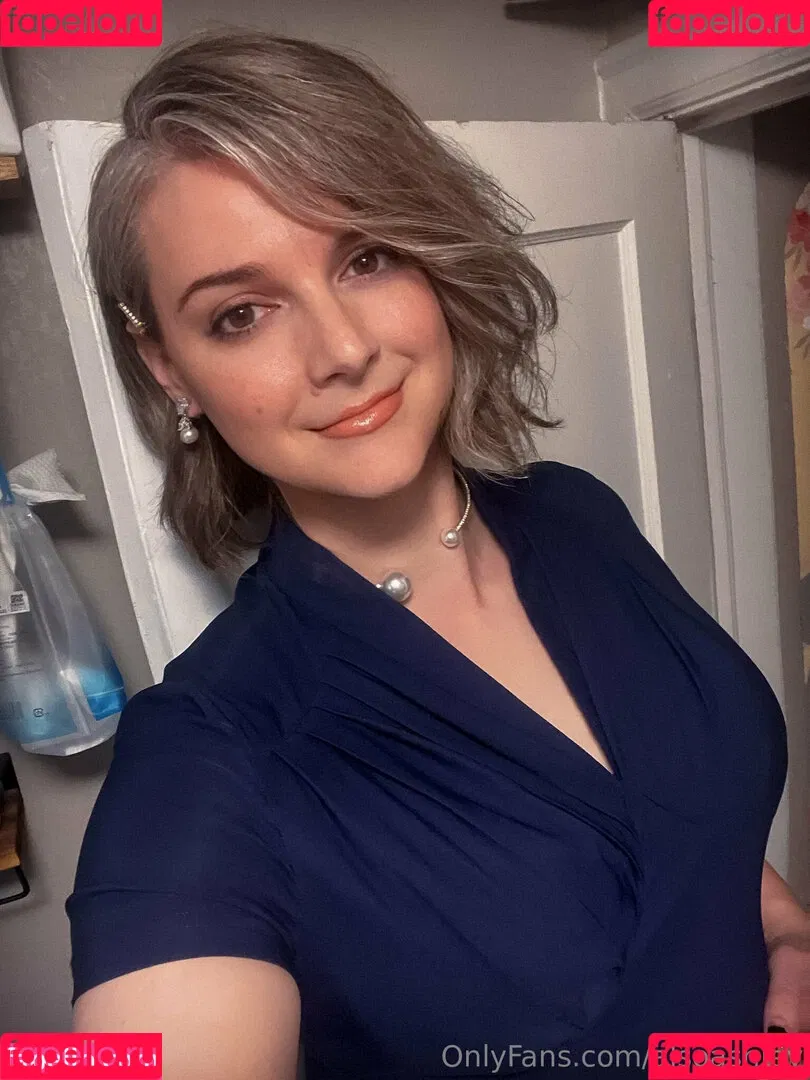 AlsoAshley / Ashley Barron / alsoashleyb / https: Onlyfans Photo Gallery 