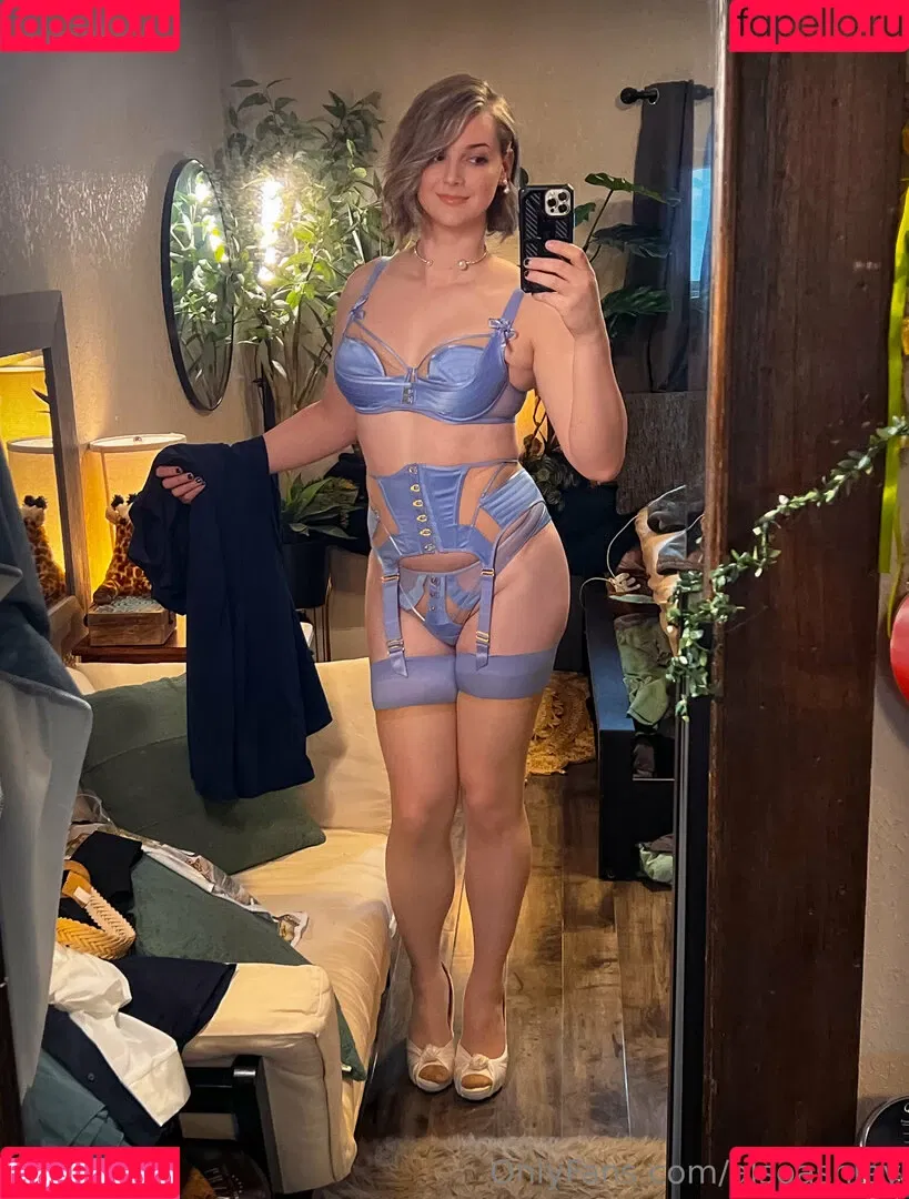 AlsoAshley / Ashley Barron / alsoashleyb / https: Onlyfans Photo Gallery 