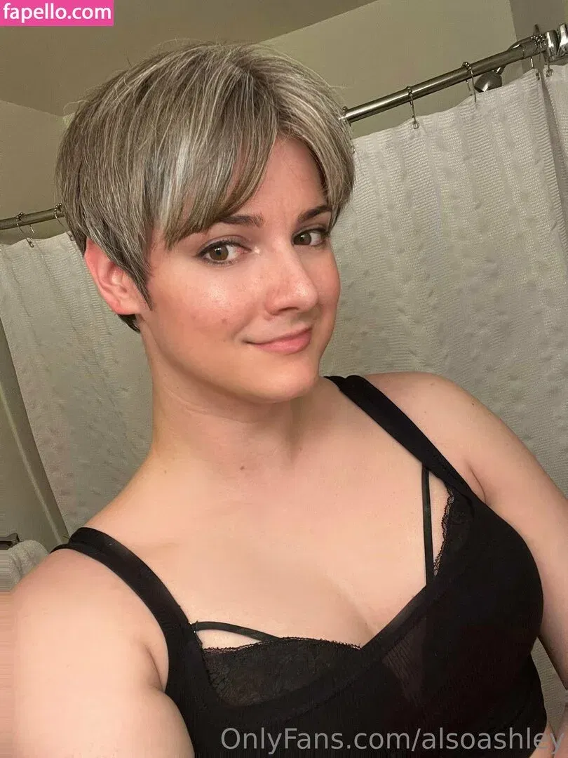 AlsoAshley / Ashley Barron / alsoashleyb / https: Onlyfans Photo Gallery 