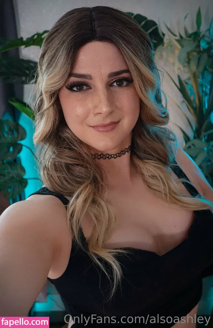 AlsoAshley / Ashley Barron / alsoashleyb / https: Onlyfans Photo Gallery 