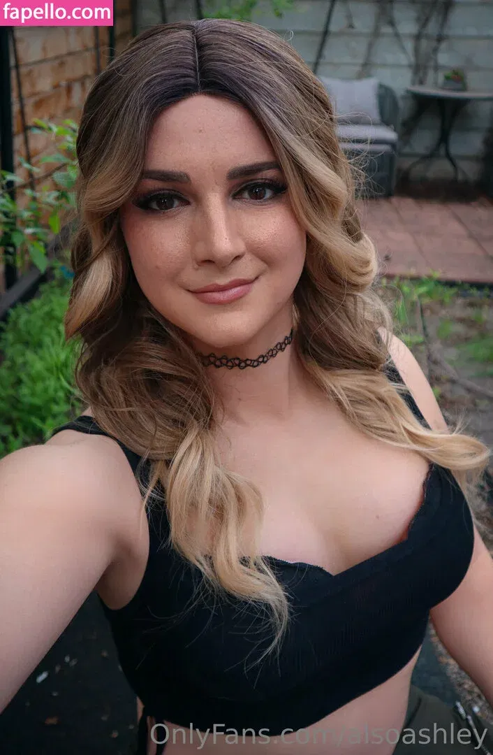 AlsoAshley / Ashley Barron / alsoashleyb / https: Onlyfans Photo Gallery 