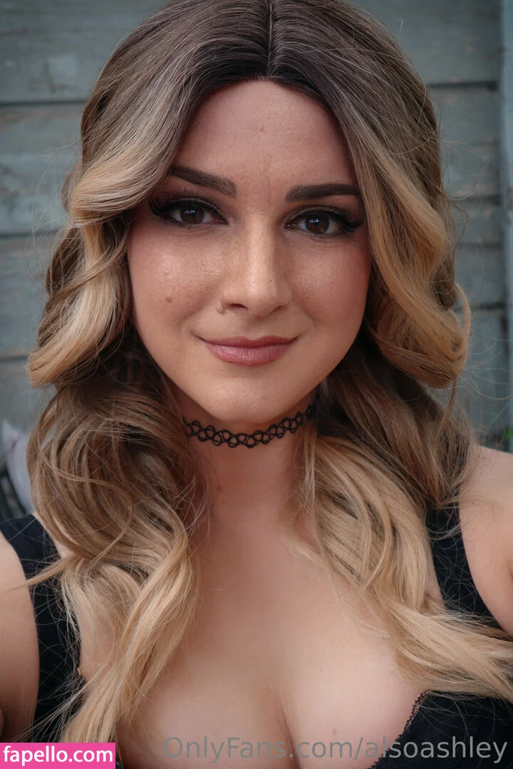 AlsoAshley / Ashley Barron / alsoashleyb / https: Onlyfans Photo Gallery 