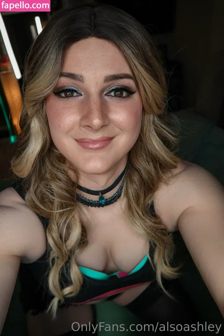 AlsoAshley / Ashley Barron / alsoashleyb / https: Onlyfans Photo Gallery 