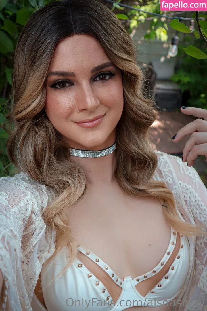 AlsoAshley / Ashley Barron / alsoashleyb / https: Onlyfans Photo Gallery 