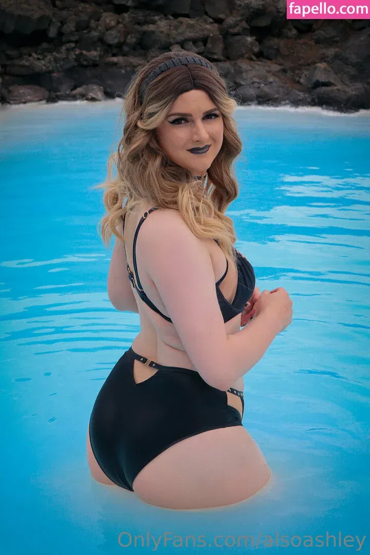 AlsoAshley / Ashley Barron / alsoashleyb / https: Onlyfans Photo Gallery 