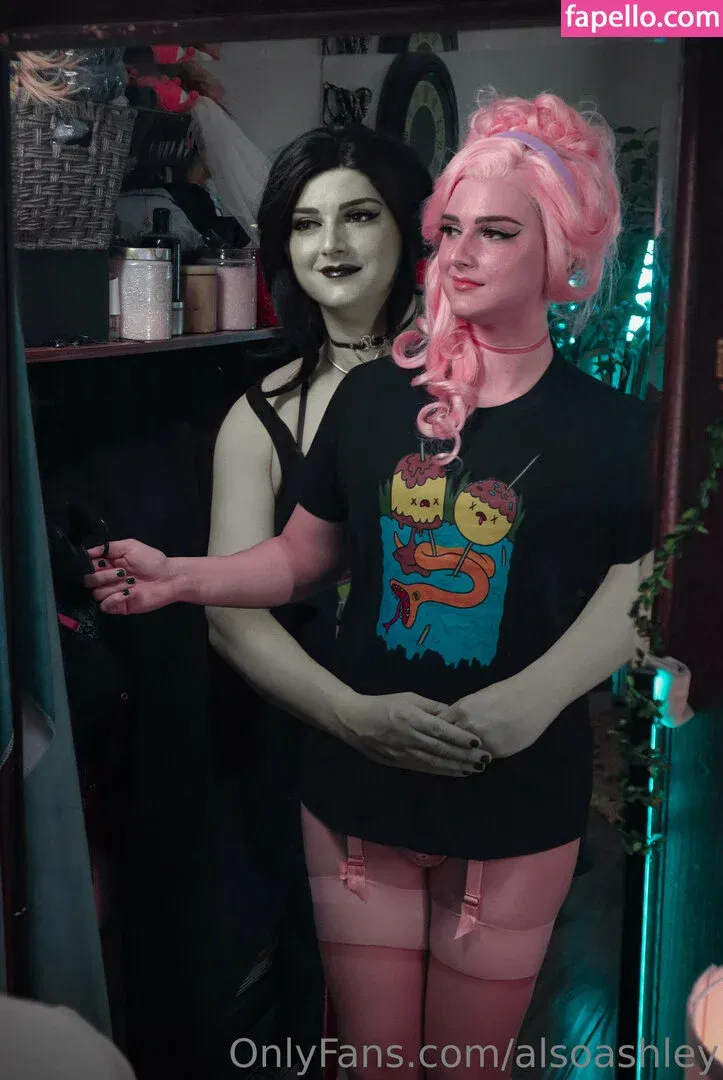 AlsoAshley / Ashley Barron / alsoashleyb / https: Onlyfans Photo Gallery 