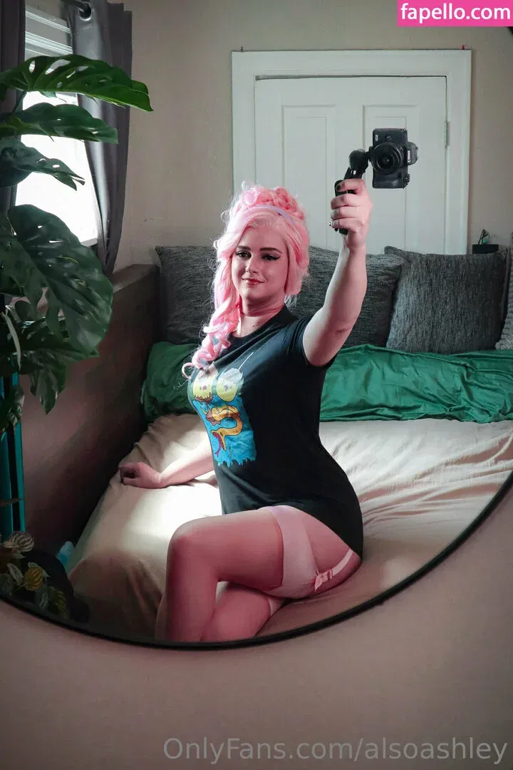 AlsoAshley / Ashley Barron / alsoashleyb / https: Onlyfans Photo Gallery 