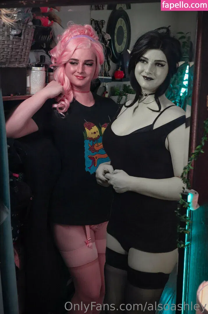 AlsoAshley / Ashley Barron / alsoashleyb / https: Onlyfans Photo Gallery 