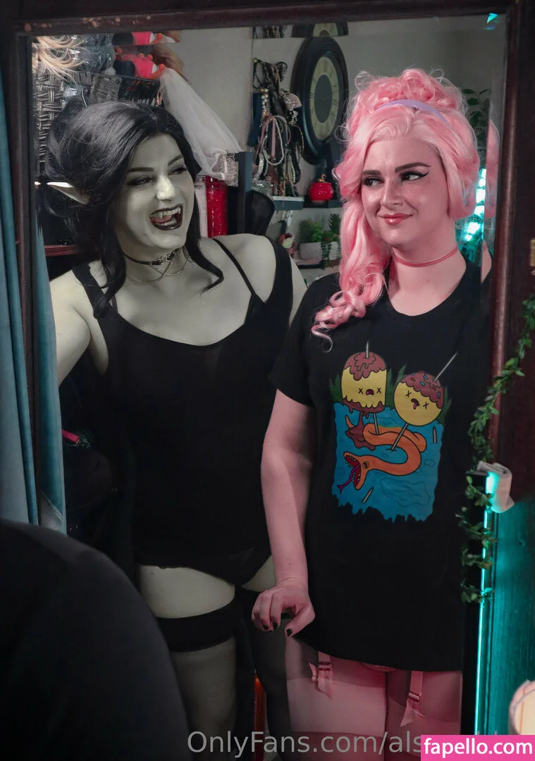 AlsoAshley / Ashley Barron / alsoashleyb / https: Onlyfans Photo Gallery 