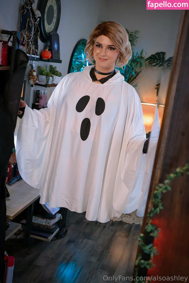 AlsoAshley / Ashley Barron / alsoashleyb / https: Onlyfans Photo Gallery 