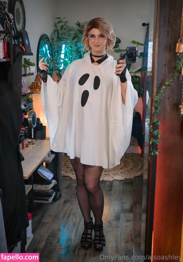 AlsoAshley / Ashley Barron / alsoashleyb / https: Onlyfans Photo Gallery 