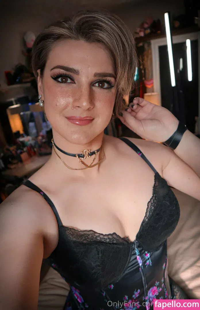 AlsoAshley / Ashley Barron / alsoashleyb / https: Onlyfans Photo Gallery 