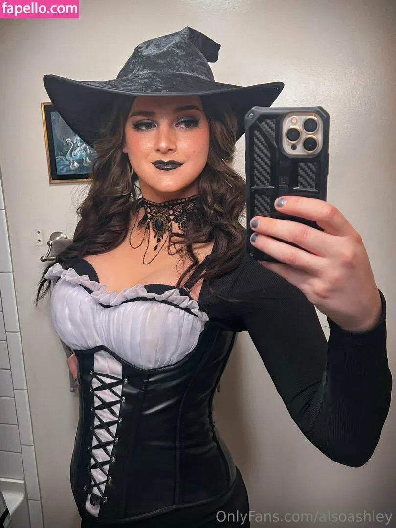 AlsoAshley / Ashley Barron / alsoashleyb / https: Onlyfans Photo Gallery 