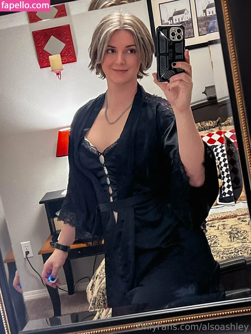 AlsoAshley / Ashley Barron / alsoashleyb / https: Onlyfans Photo Gallery 