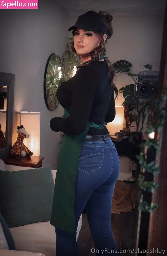 AlsoAshley / Ashley Barron / alsoashleyb / https: Onlyfans Photo Gallery 