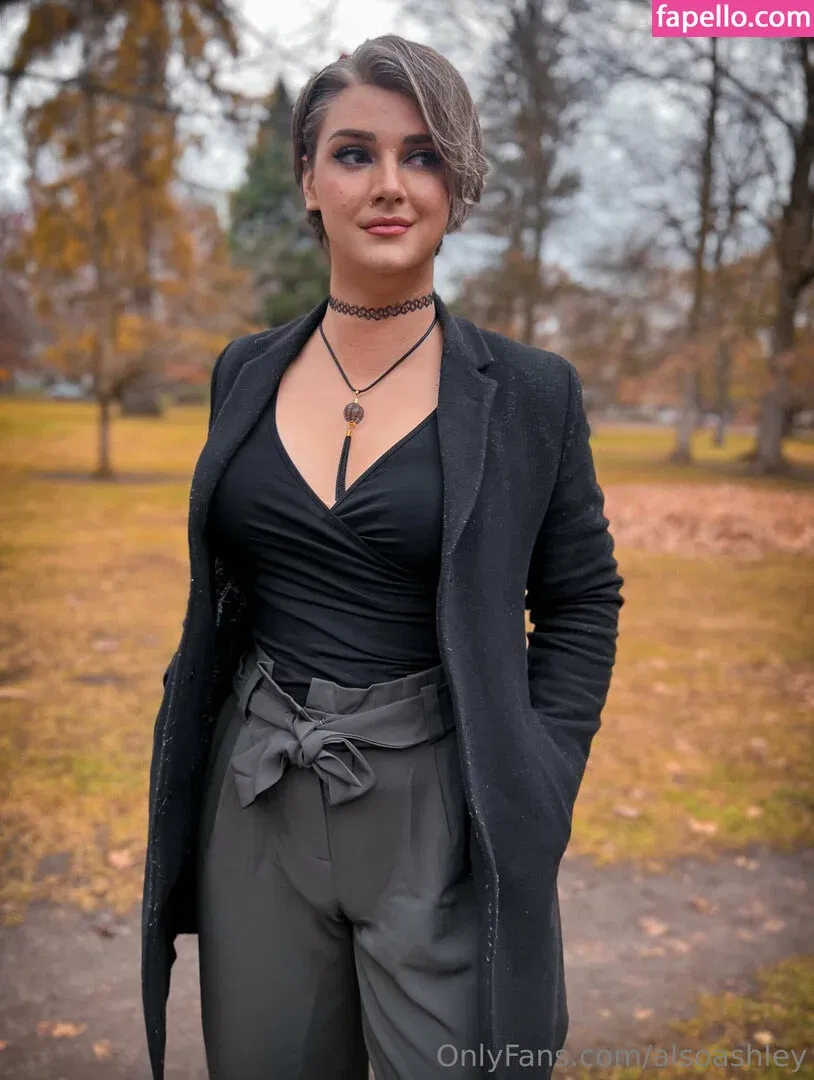 AlsoAshley / Ashley Barron / alsoashleyb / https: Onlyfans Photo Gallery 