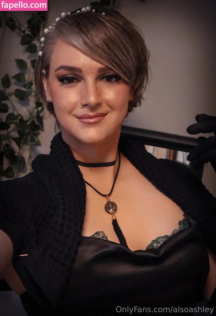 AlsoAshley / Ashley Barron / alsoashleyb / https: Onlyfans Photo Gallery 