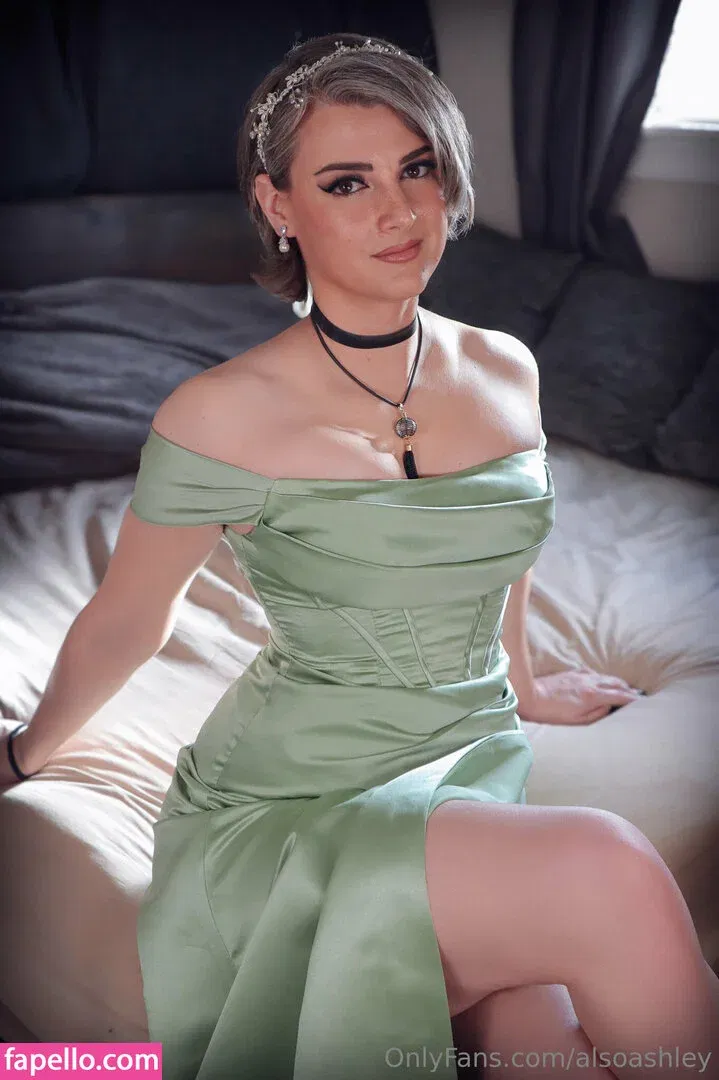 AlsoAshley / Ashley Barron / alsoashleyb / https: Onlyfans Photo Gallery 