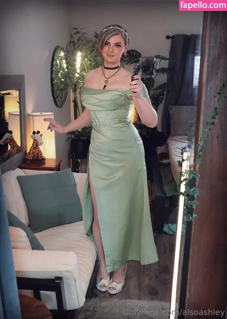 AlsoAshley / Ashley Barron / alsoashleyb / https: Onlyfans Photo Gallery 