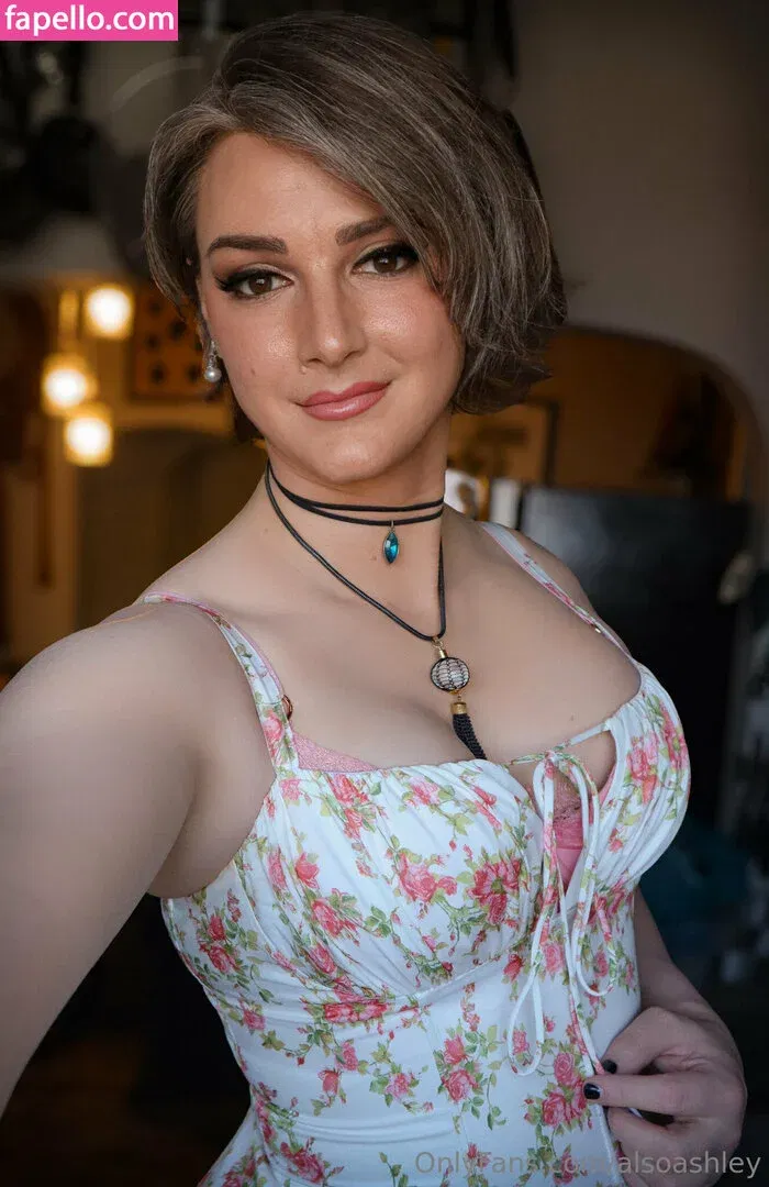 AlsoAshley / Ashley Barron / alsoashleyb / https: Onlyfans Photo Gallery 