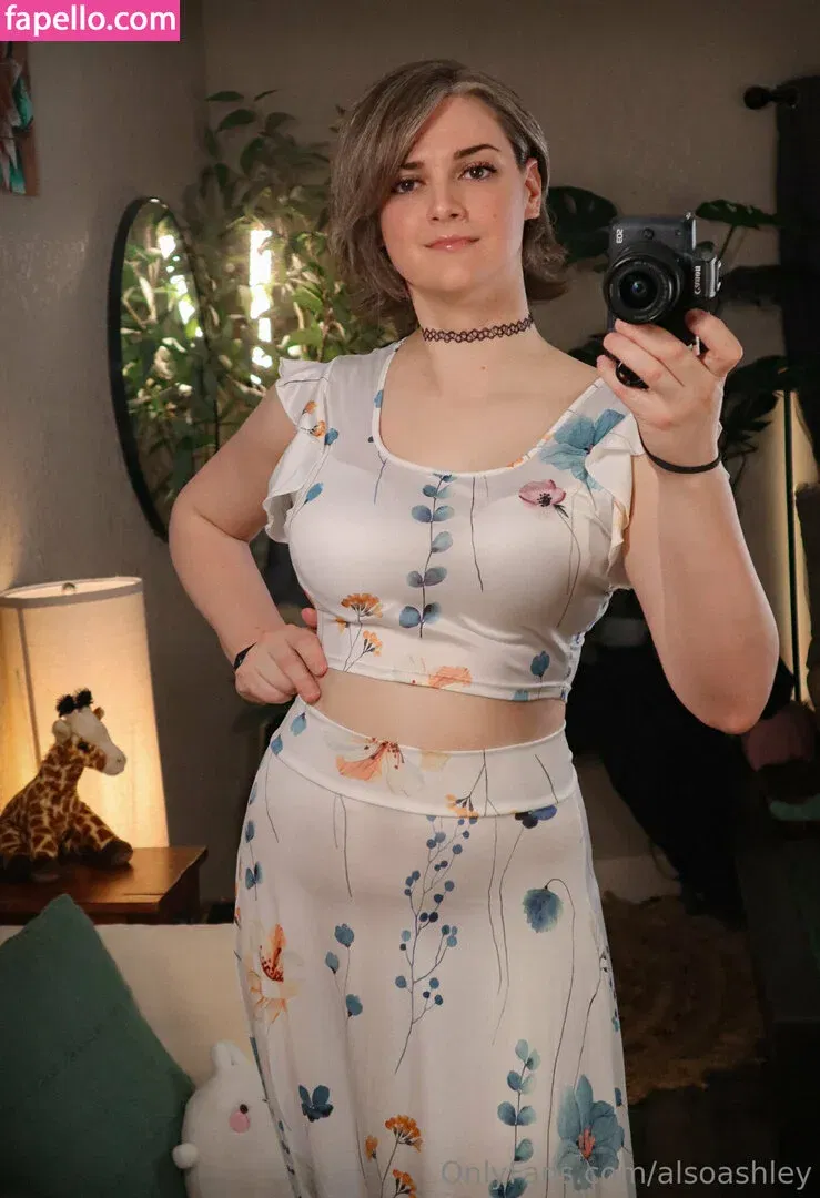 AlsoAshley / Ashley Barron / alsoashleyb / https: Onlyfans Photo Gallery 