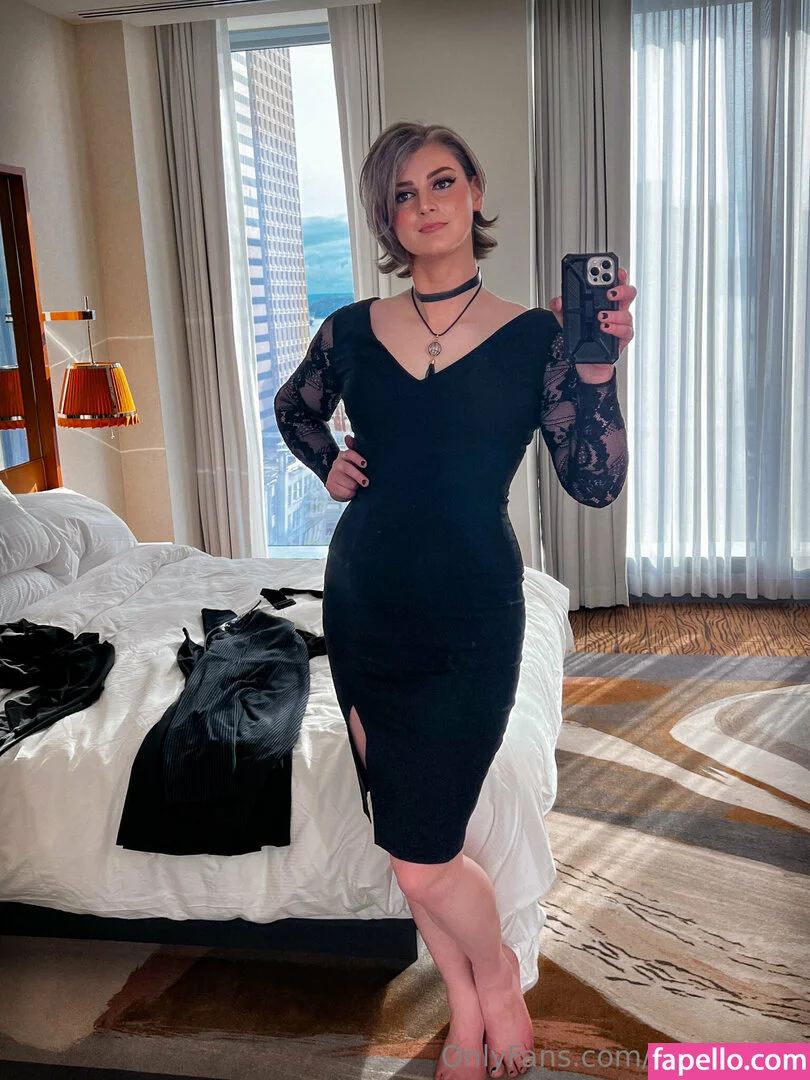 AlsoAshley / Ashley Barron / alsoashleyb / https: Onlyfans Photo Gallery 