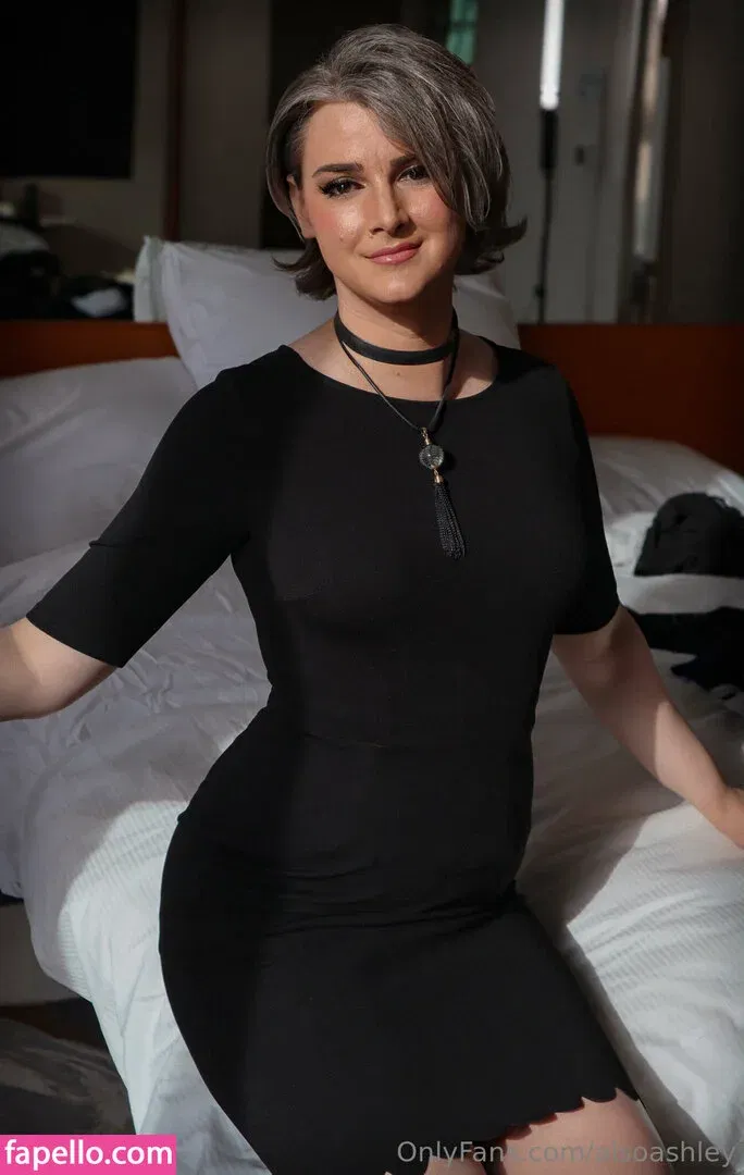 AlsoAshley / Ashley Barron / alsoashleyb / https: Onlyfans Photo Gallery 