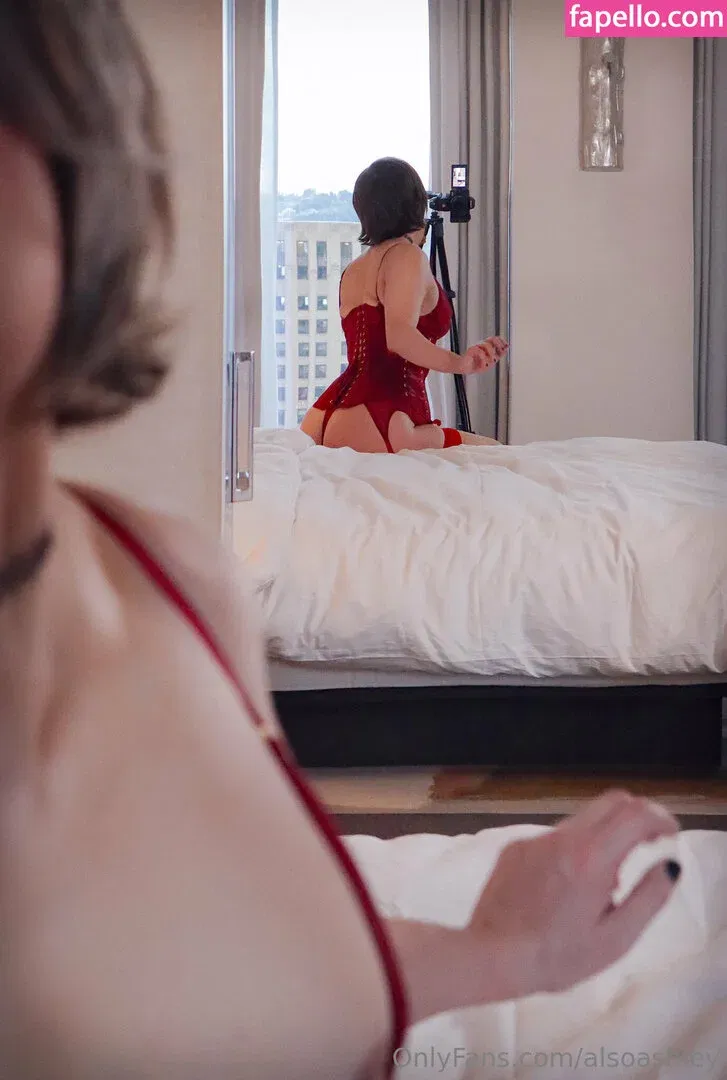 AlsoAshley / Ashley Barron / alsoashleyb / https: Onlyfans Photo Gallery 