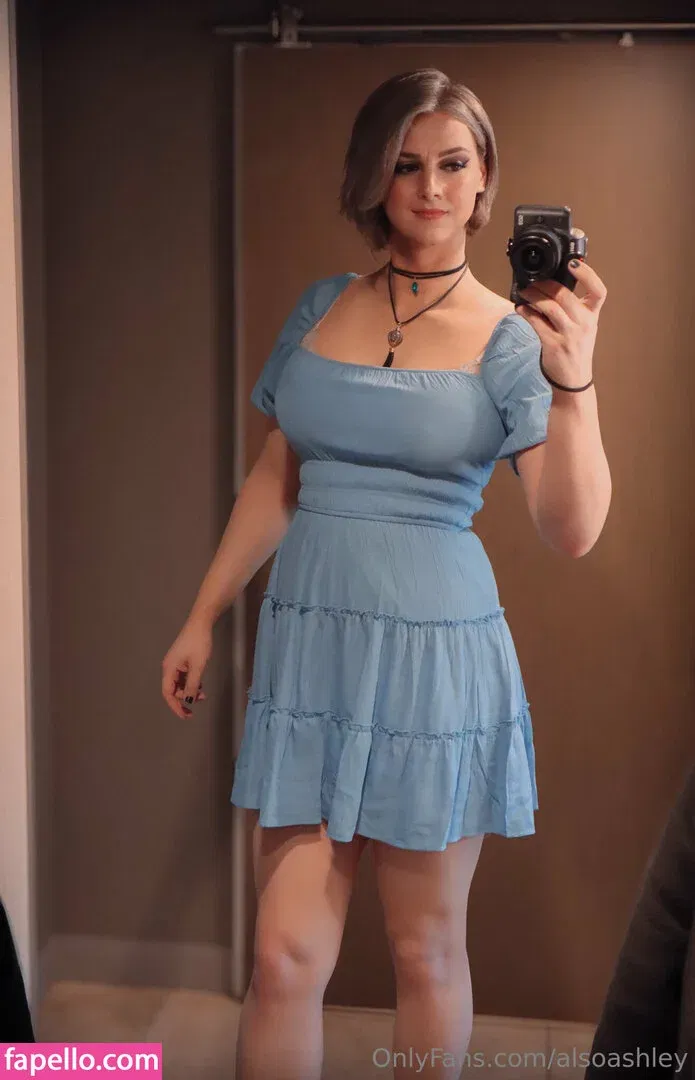 AlsoAshley / Ashley Barron / alsoashleyb / https: Onlyfans Photo Gallery 