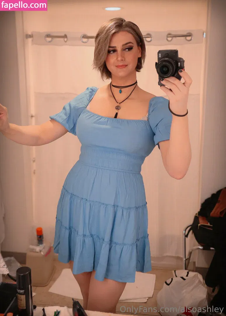 AlsoAshley / Ashley Barron / alsoashleyb / https: Onlyfans Photo Gallery 