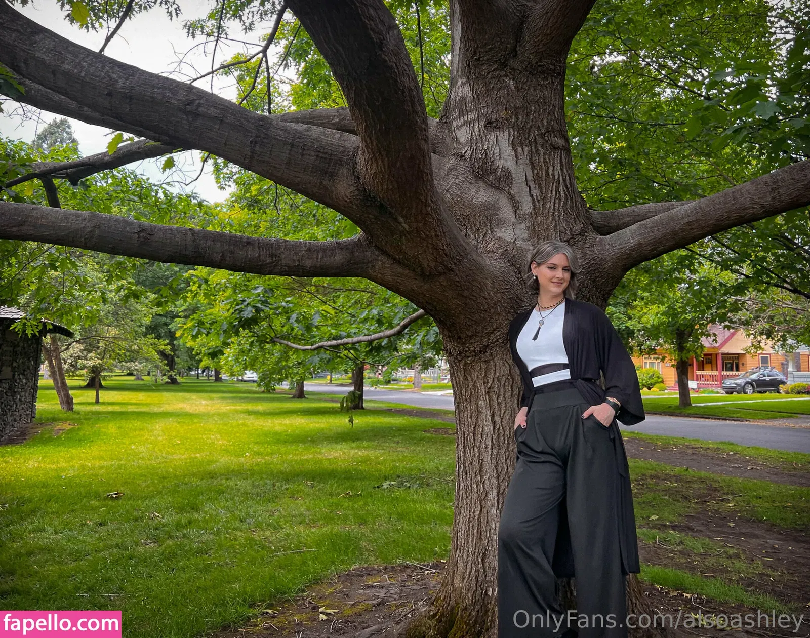 AlsoAshley / Ashley Barron / alsoashleyb / https: Onlyfans Photo Gallery 