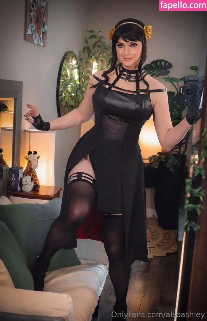 AlsoAshley / Ashley Barron / alsoashleyb / https: Onlyfans Photo Gallery 