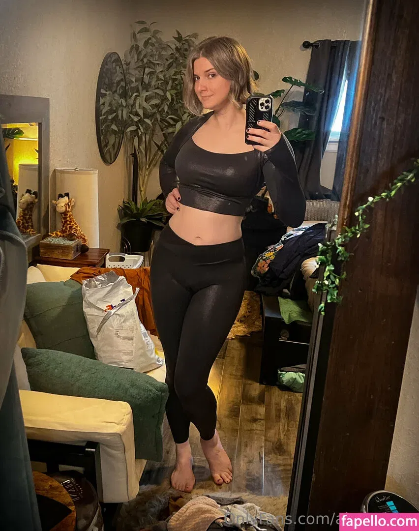 AlsoAshley / Ashley Barron / alsoashleyb / https: Onlyfans Photo Gallery 