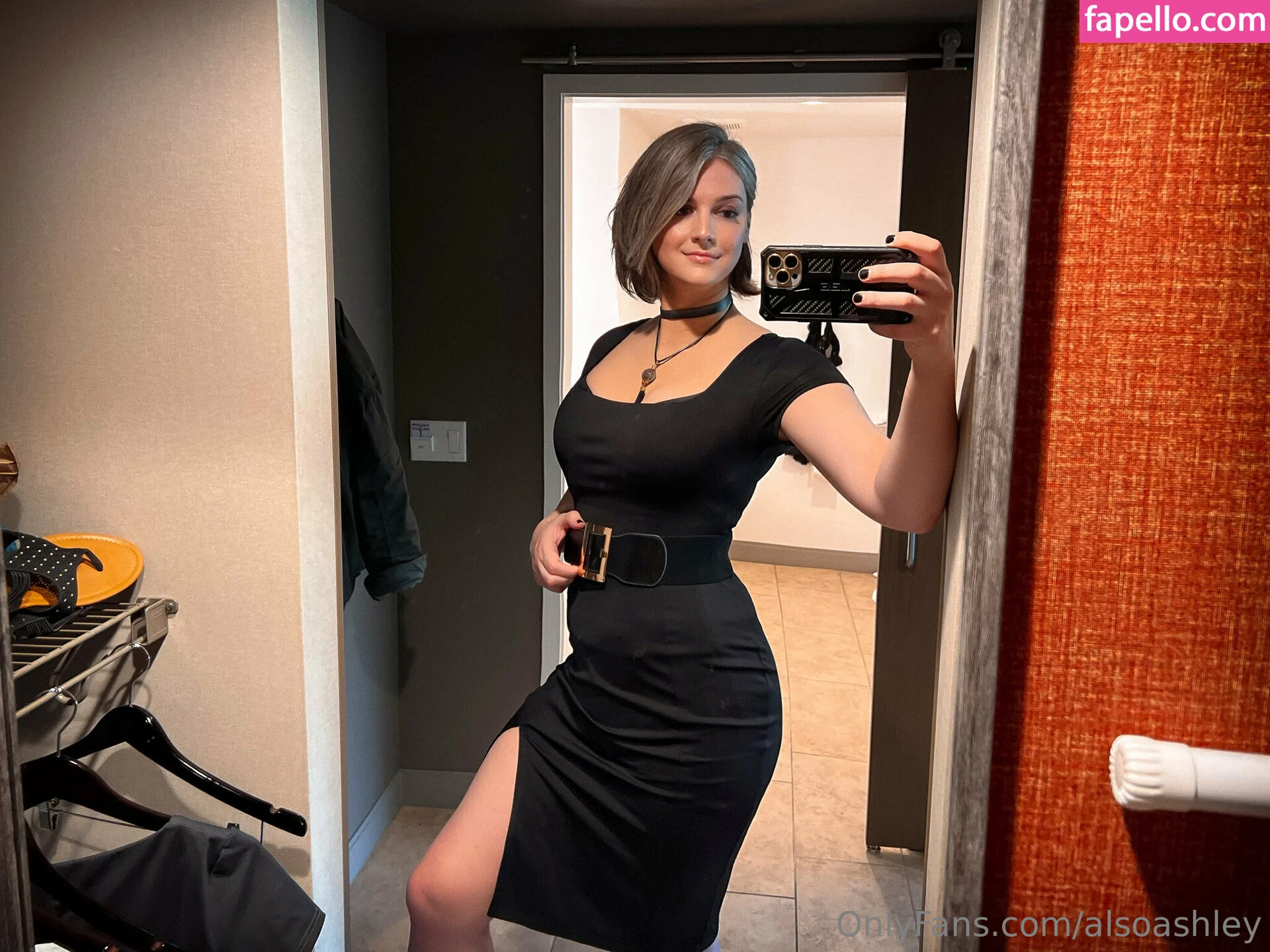 AlsoAshley / Ashley Barron / alsoashleyb / https: Onlyfans Photo Gallery 