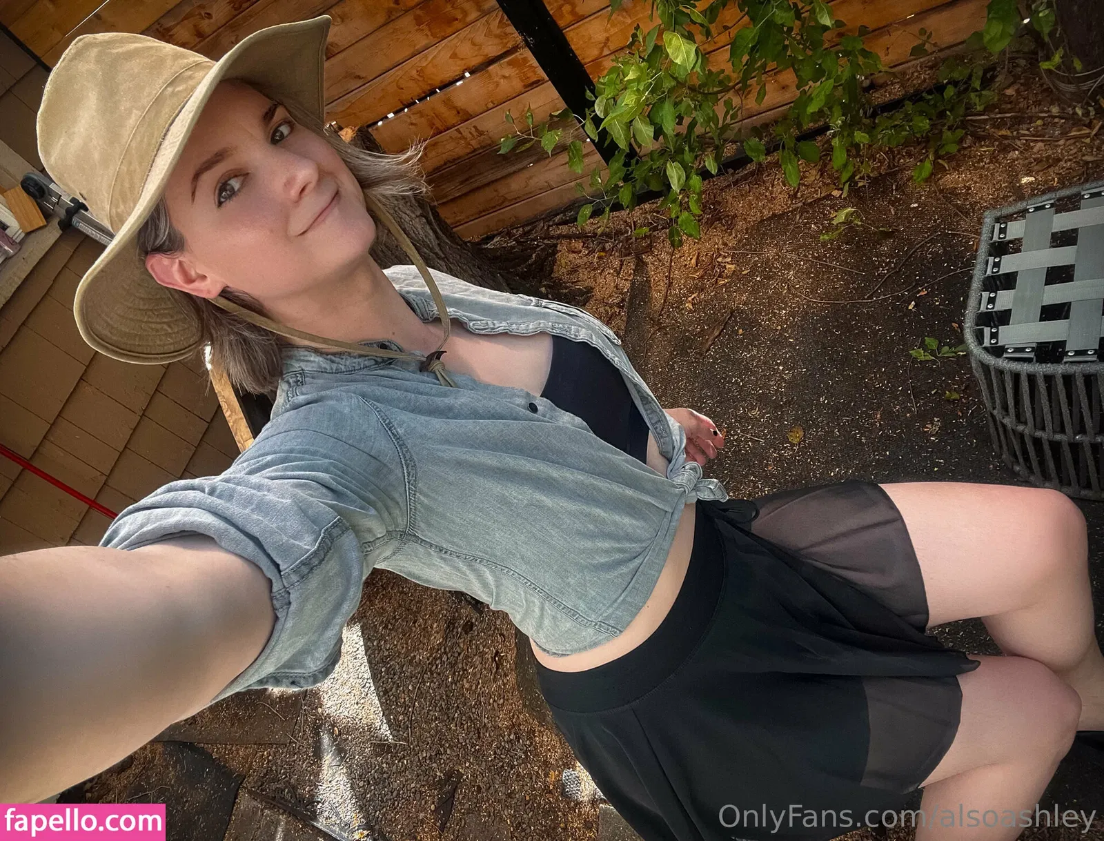 AlsoAshley / Ashley Barron / alsoashleyb / https: Onlyfans Photo Gallery 