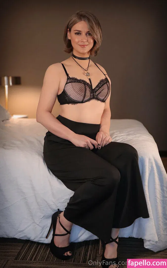 AlsoAshley / Ashley Barron / alsoashleyb / https: Onlyfans Photo Gallery 