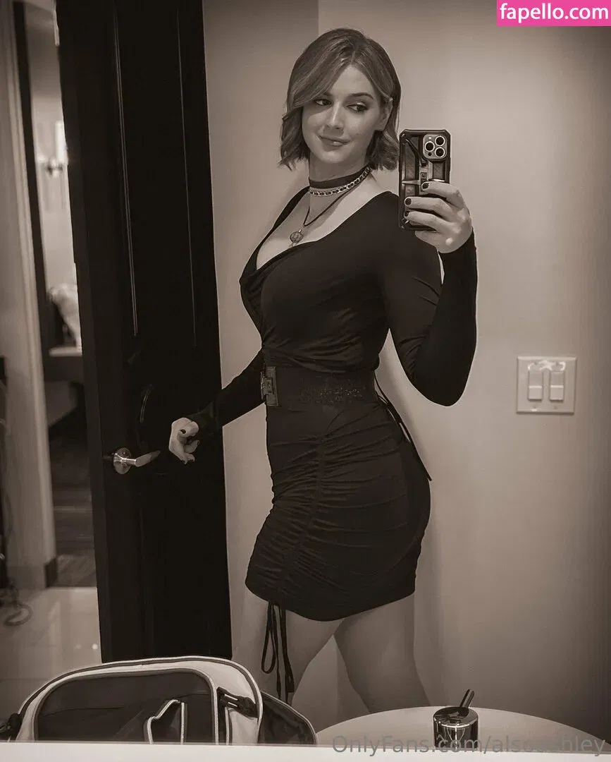 AlsoAshley / Ashley Barron / alsoashleyb / https: Onlyfans Photo Gallery 