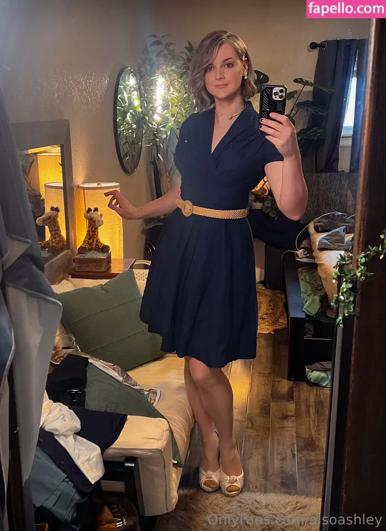 AlsoAshley / Ashley Barron / alsoashleyb / https: Onlyfans Photo Gallery 