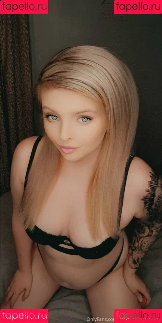 alexuncensoredx / alexxanderdennis / alexxxuncensoredx Onlyfans Photo Gallery 